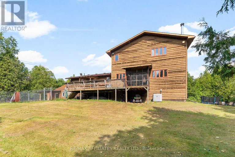 28836350/425-cuckoos-nest-road/beckwith-twp/beckwith/ontario/K7A4S7_41
