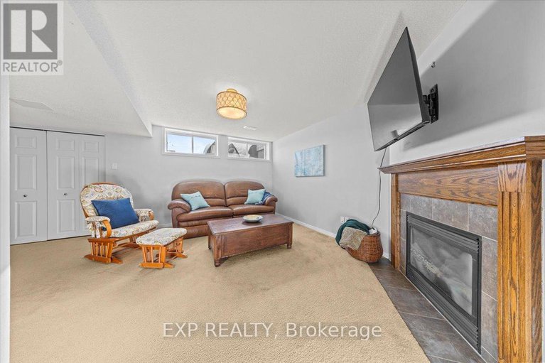 29323419/1507-demeter-street/fallingbrookgardenway-south/ottawa/ontario/K4A5C6_34