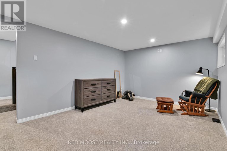 28582295/55-hawley-crescent/bridlewood/ottawa/ontario/K2M1T4_29