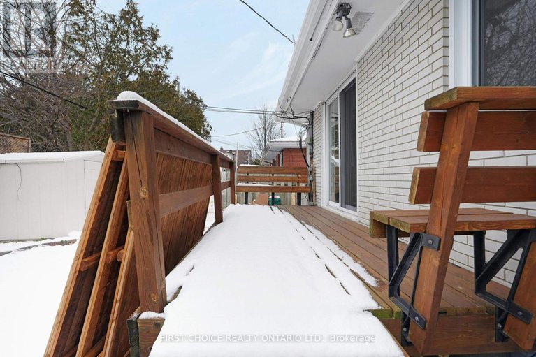 29169954/1753-heron-road/urbandale-acres/ottawa/ontario/K1V6A2_31