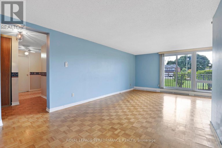 28970576/113-1465-baseline-road/copeland-park/ottawa/ontario/K2C3L9_12