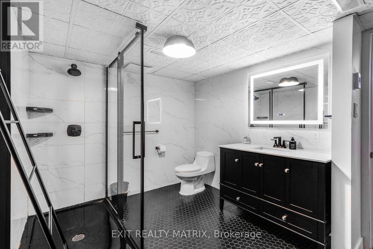 29047689/1271-georges-vanier-drive/cumberland-ridge/ottawa/ontario/K4C1R6_29