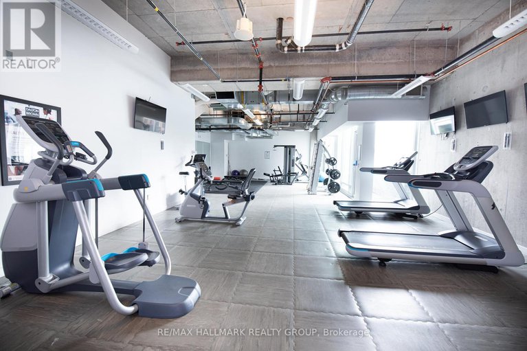 28805859/1402-111-champagne-avenue/west-centre-town/ottawa/ontario/K1S5V3_21