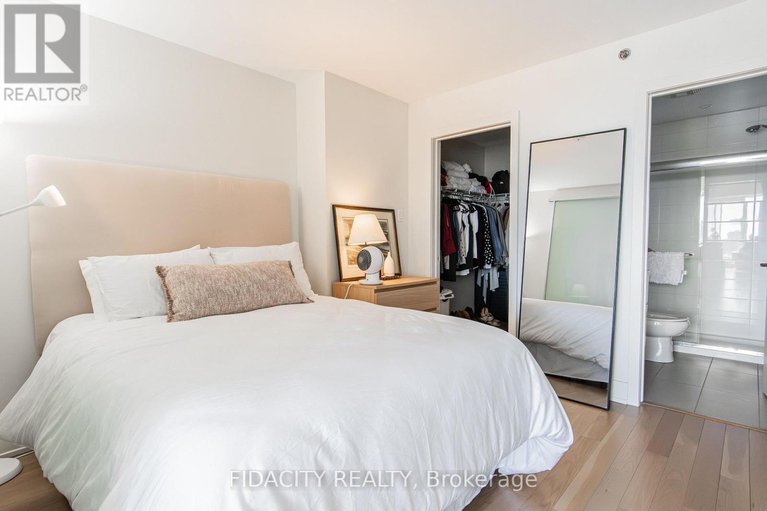 29412756/802-98-richmond-road/westborohampton-park/ottawa/ontario/K1Z0B2_8