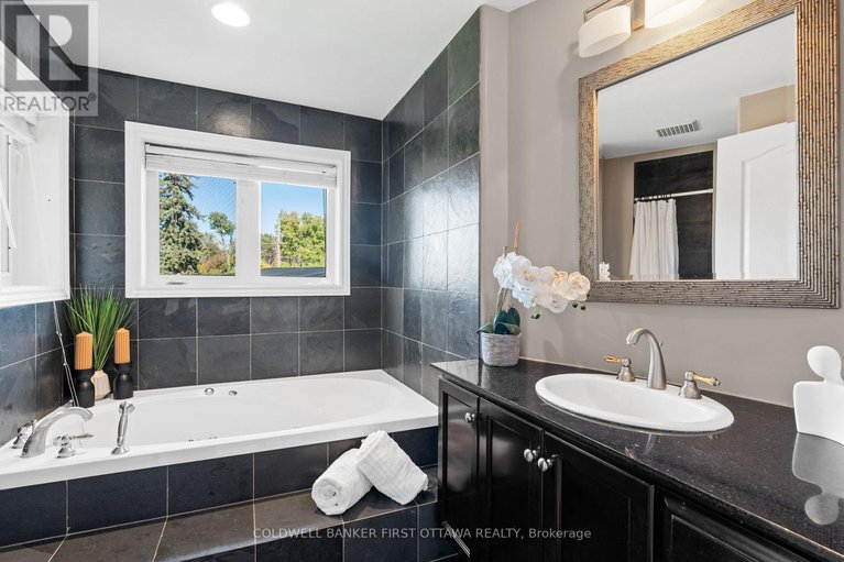 28994210/358-river-road/cedardale/ottawa/ontario/K1V1R8_26