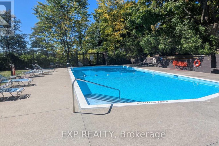 28890063/518-20-chesterton-drive/borden-farmstewart-farmcarleton-heightsparkwood-hills/ottawa/ontario/K2E6Z7_40