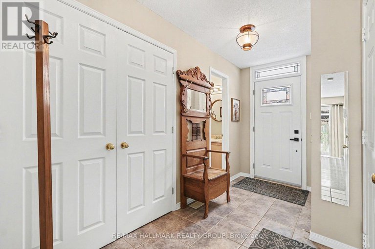 29436737/78-jardin-private/manor-park/ottawa/ontario/K1K4V9_2