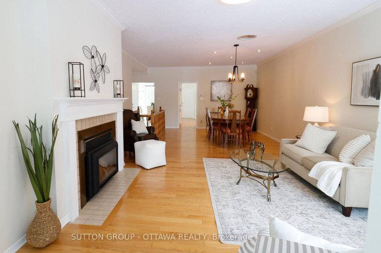 29414751/50-grand-cedar-court-e/stittsville-central/ottawa/ontario/K2S1G5_5