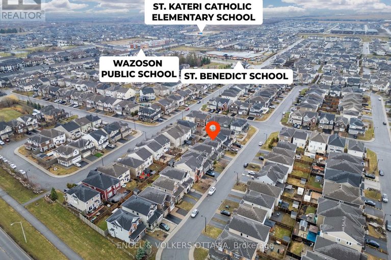 29641186/139-switch-grass-crescent/half-moon-bay/ottawa/ontario/K2J5Z3_30