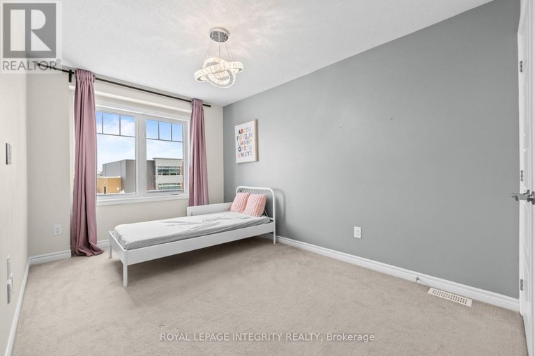 29615578/2435-river-mist-road/half-moon-bay/ottawa/ontario/K2J5W5_20