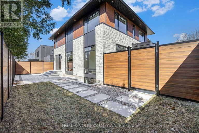 28202595/888-melwood-avenue/mckellar-heightsglabar-park/ottawa/ontario/K2A3C3_36