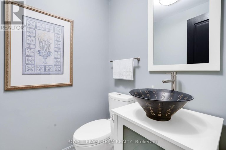 28818815/201-clearview-avenue/westboro-north/ottawa/ontario/K1Z1A8_6