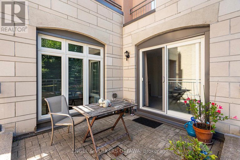 28776813/b-183-cumberland-street/lower-townbyward-market/ottawa/ontario/K1N7H2_28
