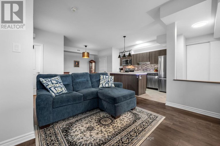 29244319/g-40-jaguar-private/emerald-meadowstrailwest/ottawa/ontario/K2V0J2_15