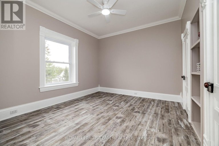 28600537/294-dumbrille-street/kemptville/north-grenville/ontario/K0G1J0_37