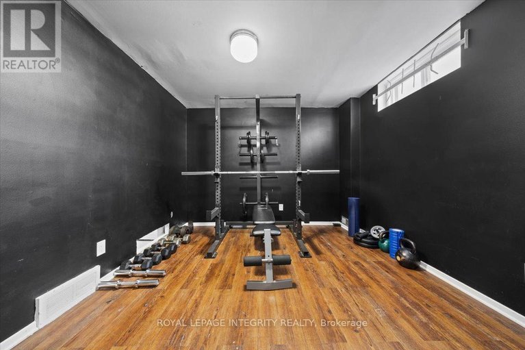 29629898/c-1771-lamoureux-drive/queenswood-heights-south/ottawa/ontario/K1E2N5_27