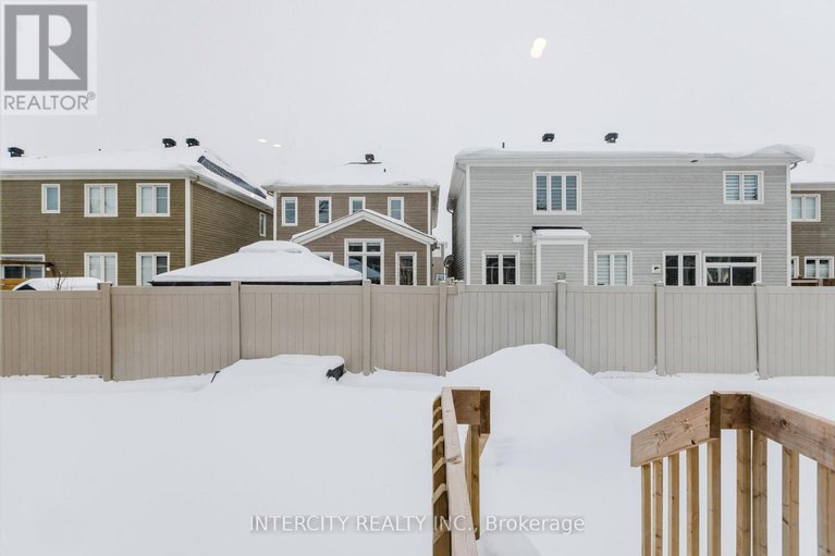 29302038/124-hackamore-crescent/goulbourn-twp-from-franktown-rdsouth-to-rideau/ottawa/ontario/K0A2Z0_43
