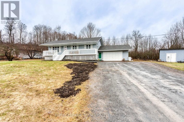 29612401/1255-old-perth-road/mississippi-mills-ramsay-twp/mississippi-mills/ontario/K0A1A0_2