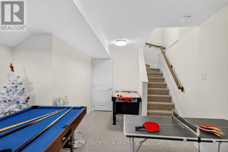 29348581/136-main-halyard-lane/half-moon-bay/ottawa/ontario/K2J7B5_29