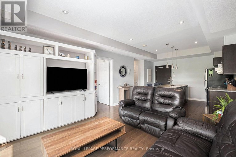 28485160/203-140-montblanc-pvt/convent-glen-north/ottawa/ontario/K1C0B3_7