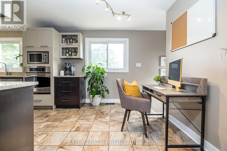 28656018/267-ann-street/almonte/mississippi-mills/ontario/K0A1A0_14