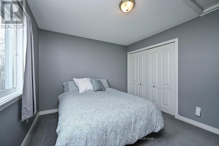 28233202/4191-wolfe-point-way/riverside-southgloucester-glen/ottawa/ontario/K1V1P5_31