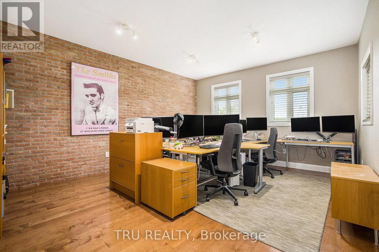 29389730/2465-marchurst-road/kanata-north-west/ottawa/ontario/K2W0H2_19