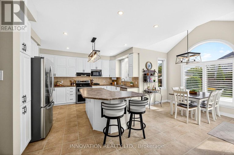 28908766/3719-twin-falls-place/riverside-southgloucester-glen/ottawa/ontario/K1V1W7_21