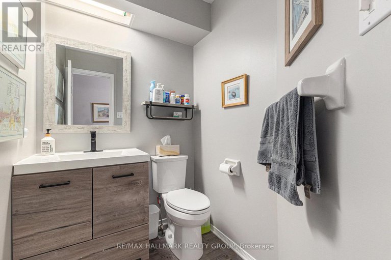 28394820/63-briston-private/hunt-club-park/ottawa/ontario/K1G5P8_10