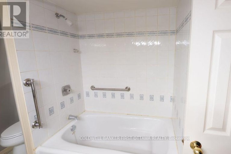 29148013/57-benlea-drive/tanglewood/ottawa/ontario/K2G4A3_18