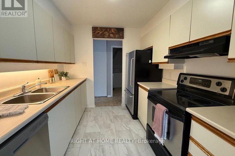 29573892/e-1033-cummings-avenue/cyrville/ottawa/ontario/K1J9K6_3