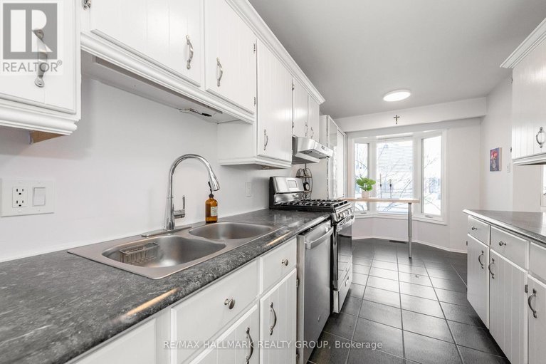 29684992/6382-st-louis-drive/hiawatha-parkconvent-glen/ottawa/ontario/K1C2Y1_6