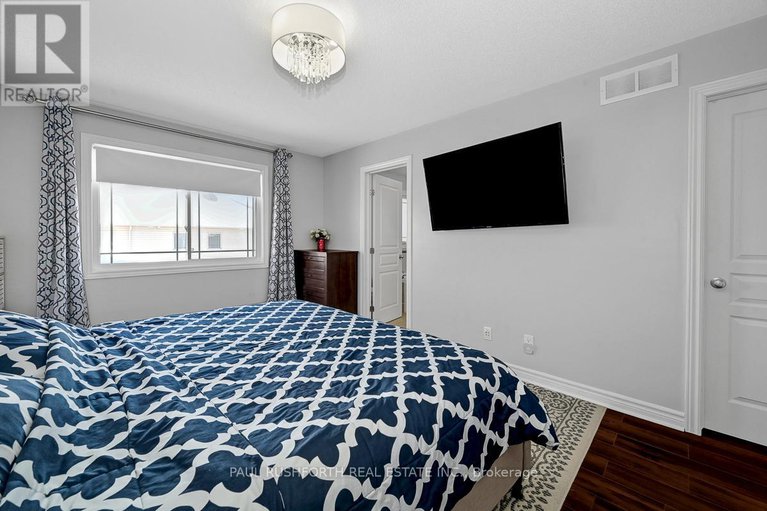 29396767/560-du-pin-rouge-way/mer-bleuebradley-estatesanderson-park/ottawa/ontario/K1W0C4_24