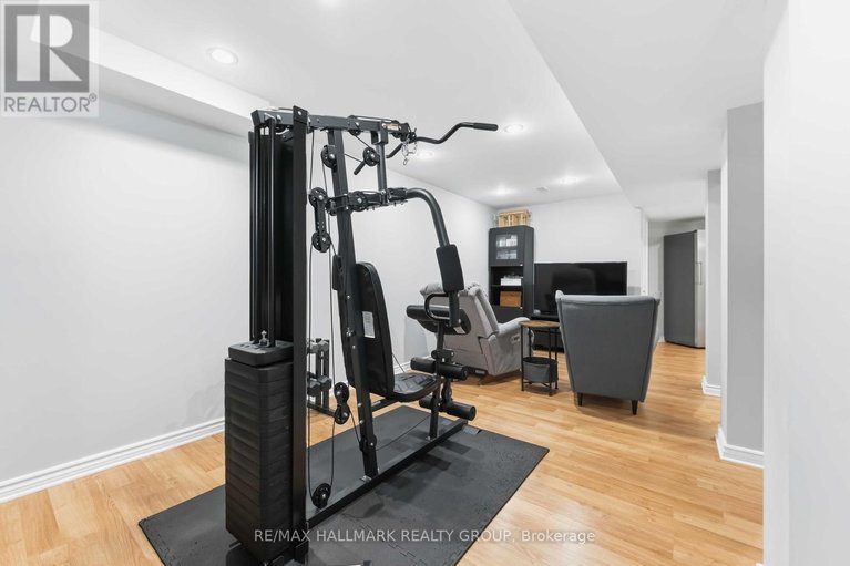 29678879/22-oak-grove-street/barrhaven-east/ottawa/ontario/K2G6R4_24