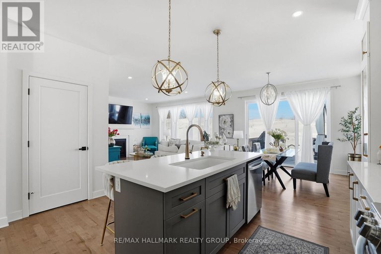 29400693/3-arber-street/vankleek-hill/champlain/ontario/K0B1R0_6