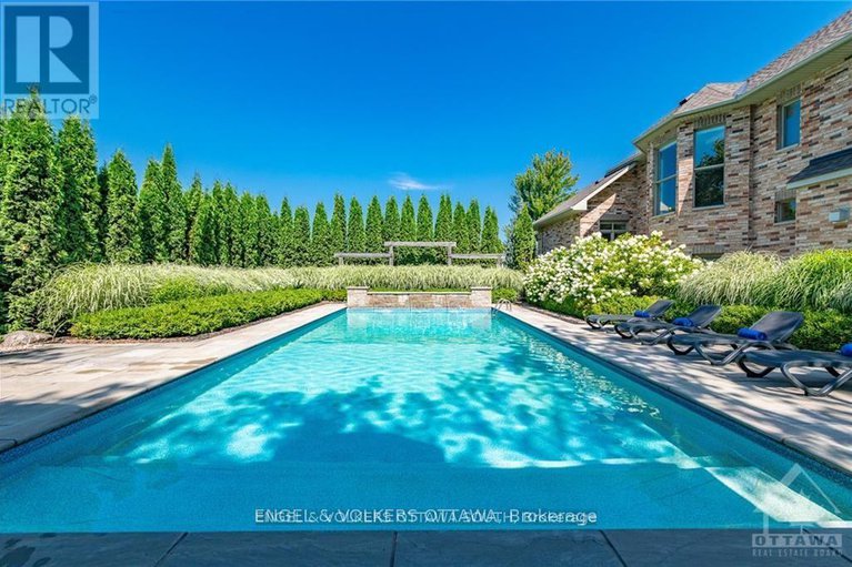 28035177/110-gray-willow-place/manotick-village-manotick-estates/ottawa/ontario/K4M0B3_46