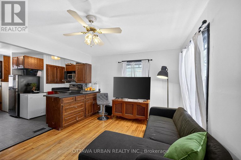 29249912/951-merivale-road/carlington/ottawa/ontario/K1Z6A3_21