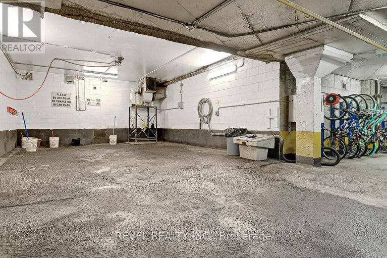 29255063/303-3100-carling-avenue/bayshore/ottawa/ontario/K2B6J6_31