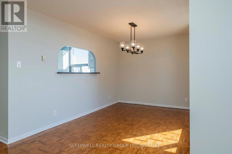 28491791/704-40-arthur-street/west-centre-town/ottawa/ontario/K1R7T5_22