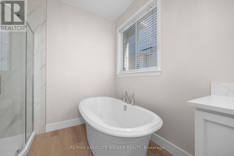 29141513/88-maple-stand-way/barrhaven-east/ottawa/ontario/K2G6V1_31