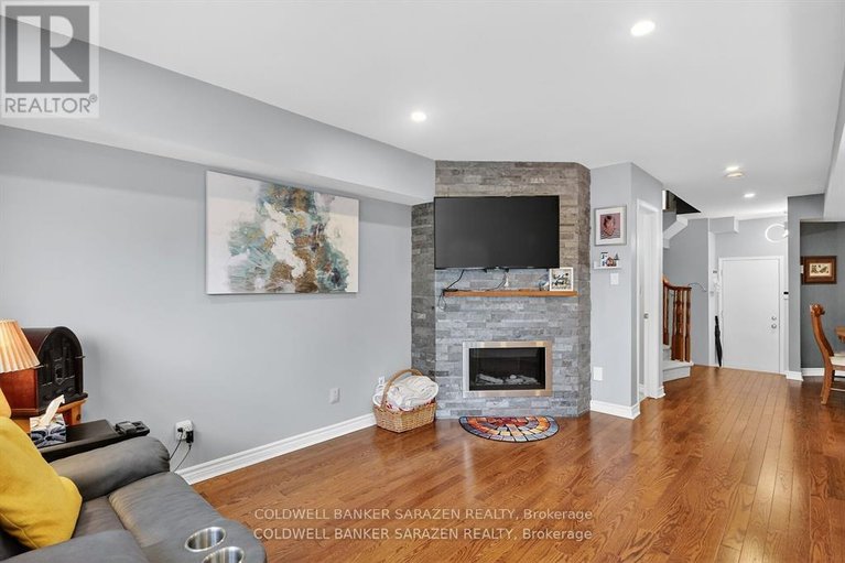 29663237/43-daventry-crescent/longfields/ottawa/ontario/K2J4N6_9