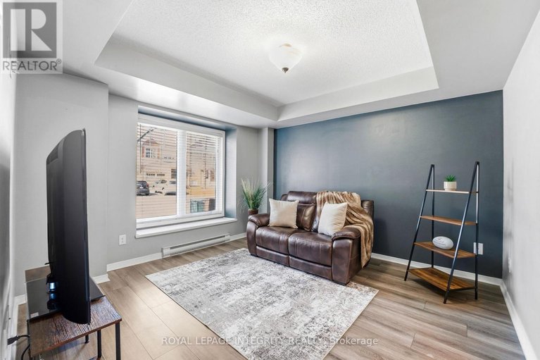 29600892/2720-grand-canal-street/half-moon-bay/ottawa/ontario/K2J0T1_8