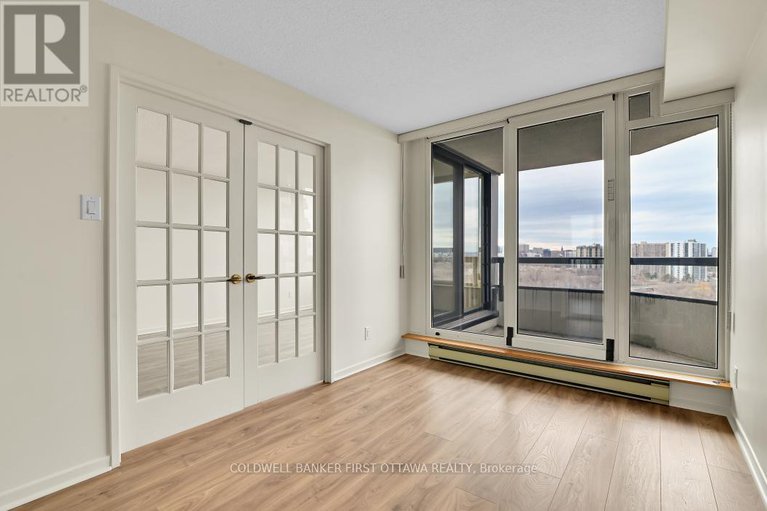 28180753/1601-1510-riverside-drive/riverview-park/ottawa/ontario/K1G4X5_18
