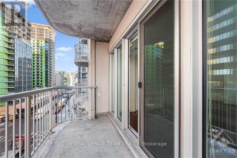 28916444/401-234-rideau-street/sandy-hill/ottawa/ontario/K1N0A9_4