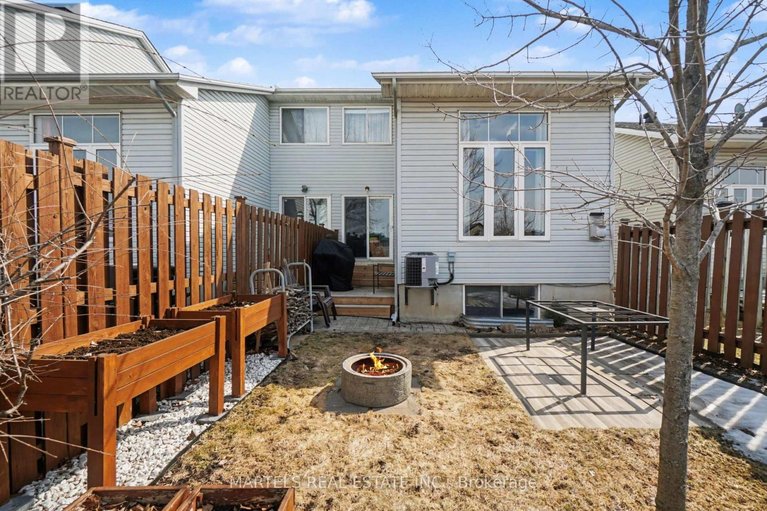 29555582/919-markwick-crescent/notting-hillsummerside/ottawa/ontario/K4A4J1_24