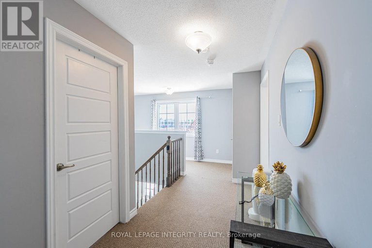 29400978/274-brassy-minnow-crescent/half-moon-bay/ottawa/ontario/K2J6J9_16