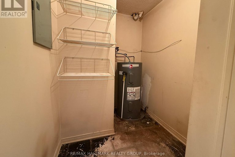 28744464/202-1490-heron-road/heron-gate/ottawa/ontario/K1V6A5_17
