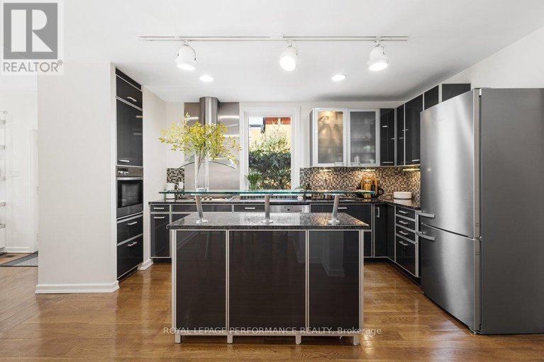 29650204/35-waverley-street/ottawa-centregolden-triangle/ottawa/ontario/K2P0T7_20