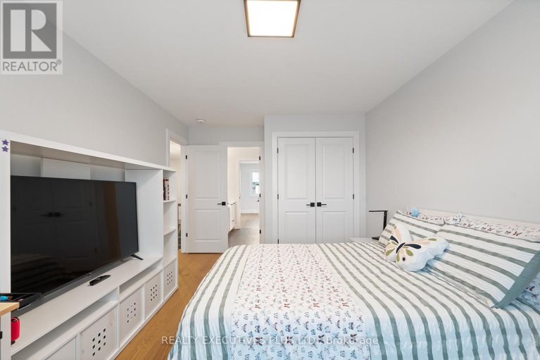 28668937/1299-diamond-street/town-of-rockland/clarence-rockland/ontario/K4K0M5_25