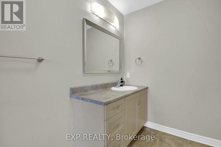 29685319/374-honeyborne-street/mississippi-mills-ramsay-twp/mississippi-mills/ontario/K0A1A0_23
